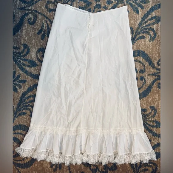Vintage Handmade Cream Lace Trim Maxi Slip Underskirt Petticoat Liner 30.5”